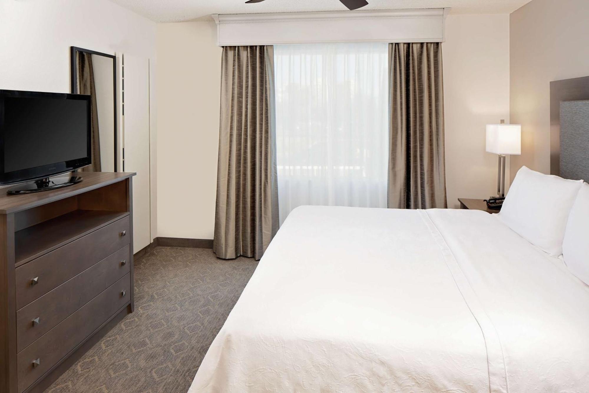 Homewood Suites By Hilton Dallas Market Center Ngoại thất bức ảnh