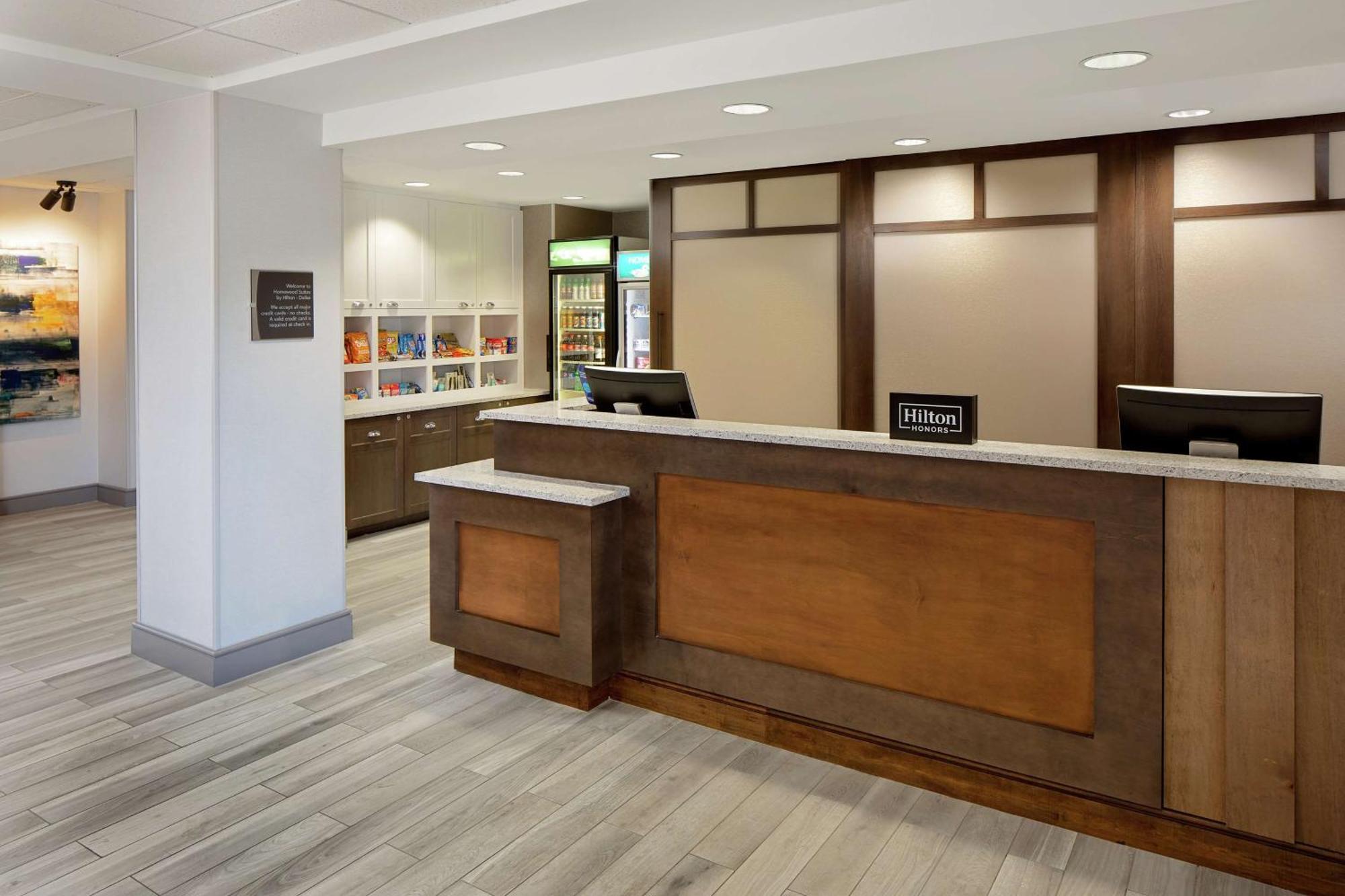 Homewood Suites By Hilton Dallas Market Center Ngoại thất bức ảnh