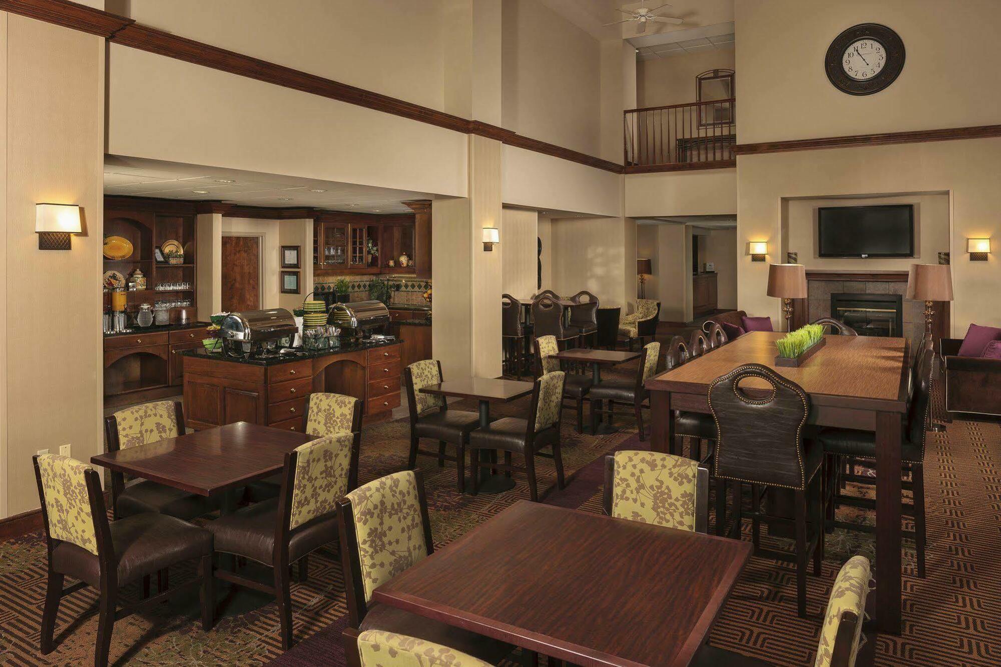 Homewood Suites By Hilton Dallas Market Center Ngoại thất bức ảnh