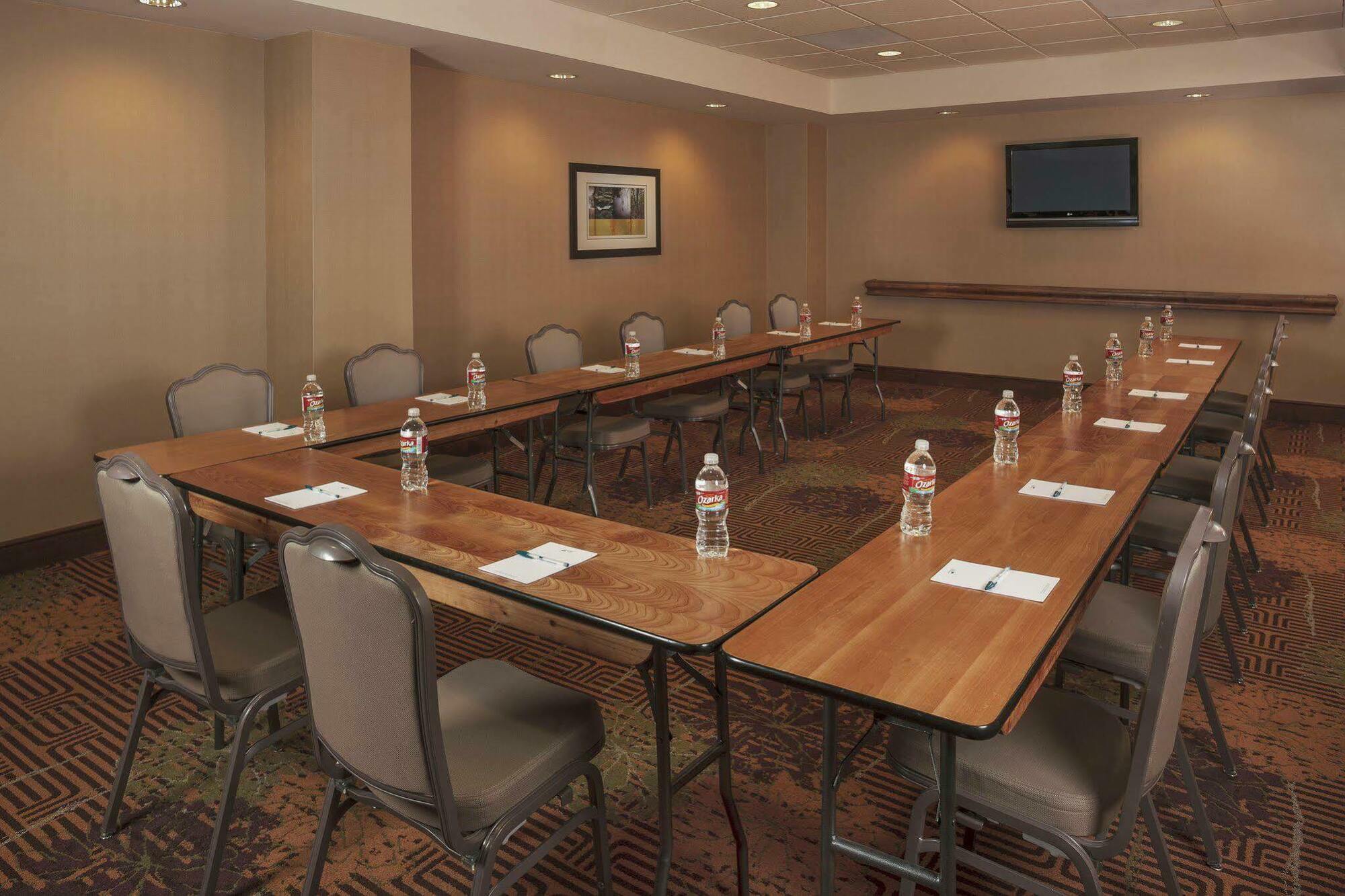 Homewood Suites By Hilton Dallas Market Center Ngoại thất bức ảnh